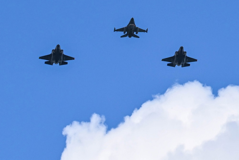 Amerika šalje dodatne borbene avione na Bliski istok